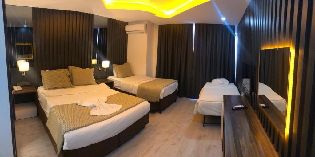 Grand Ezel Hotel Mersin  Bagian luar foto